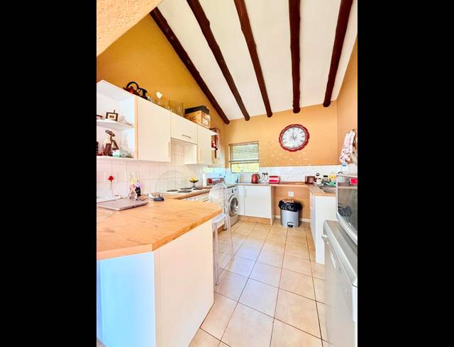 2 BEDROOM APARTMENT FOR SALE IN MORNINGSIDE